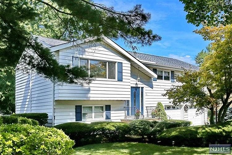 723 Highland Ave, Paramus, NJ 07652 Zillow