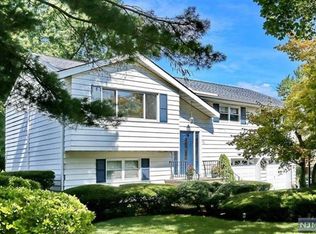 723 Highland Ave, Paramus, NJ 07652