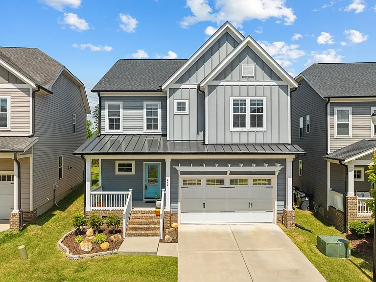 444 Beacon Ridge Blvd — Photo 1