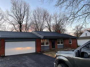 423 Olive St, Windsor, MO 65360
