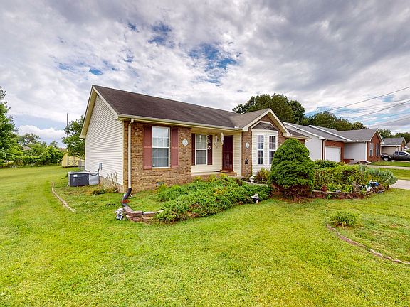 2nd image of 602 Corinth Ct