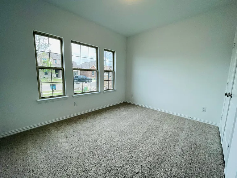 1836 Lockhart Dr — Photo 16