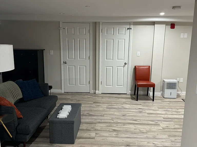 171 Foster St #B — Photo 15