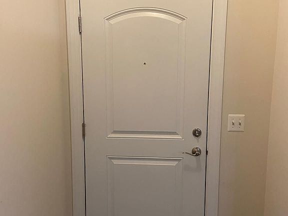 3rd image of 13740 Endeavour Dr APT 407