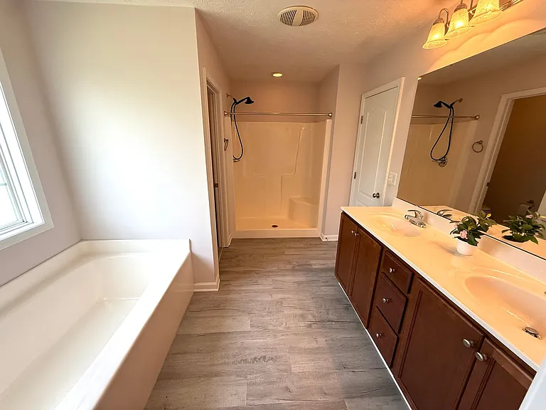 2513 Hunting Bow Dr — Photo 26