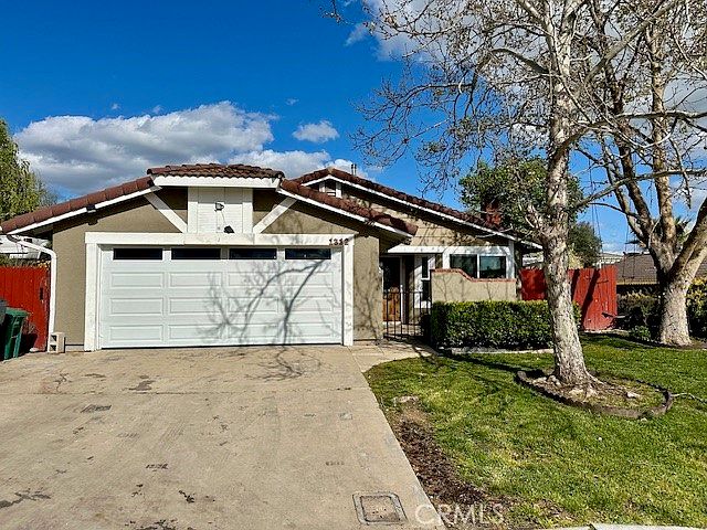 1st image of 1312 Larkspur Ln