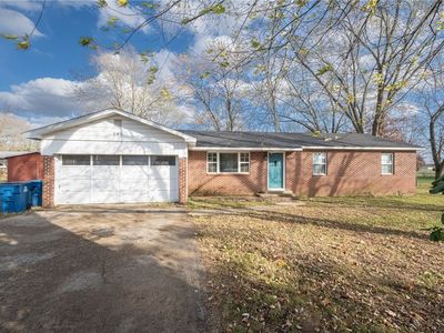 590 S Curtis Ave, Pea Ridge, AR, 72751