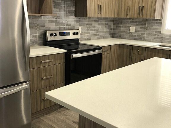 5th image of 1001 Stockwell Ave #4