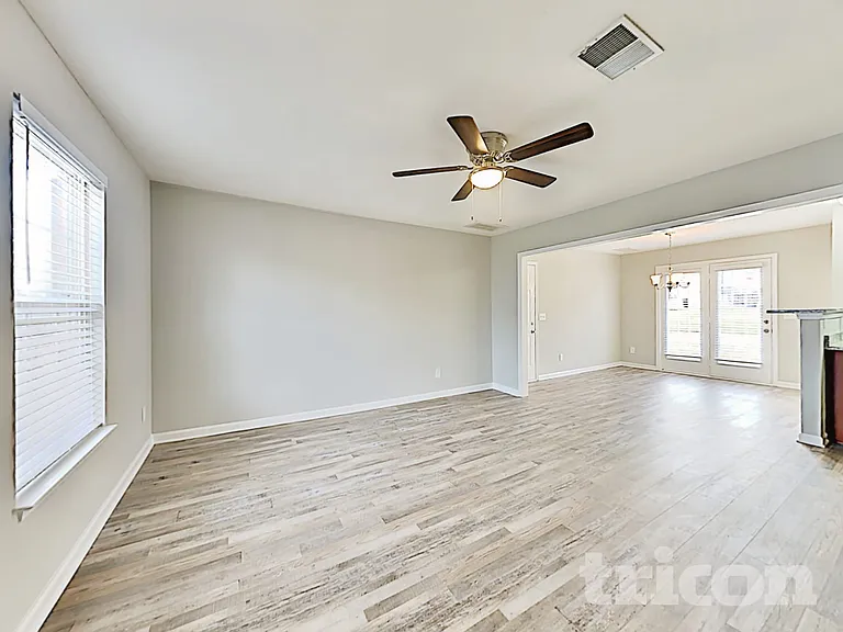 232 Mary Joe Martin Dr — Photo 5