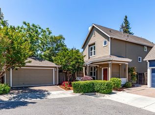 110 Plum Ct, Mountain View, CA 94043