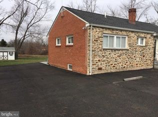 513 W Butler Ave, Chalfont, PA