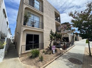 112 2nd St, Seal Beach, CA 90740