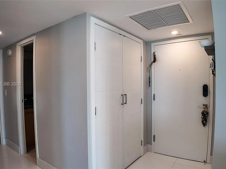 2049 S Ocean Dr #702 — Photo 19