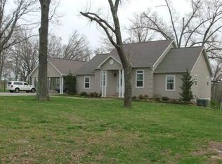 457 Holmes Rd, Thayer, MO 65791