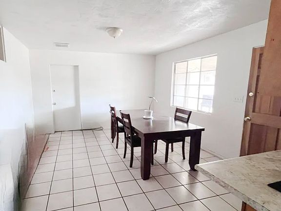 4th image of 1019 W Romo Jones St