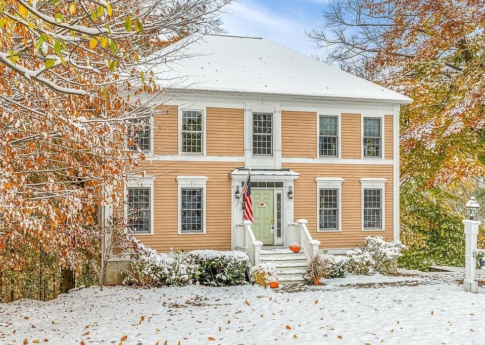 1st image of 33 Lombard Ave