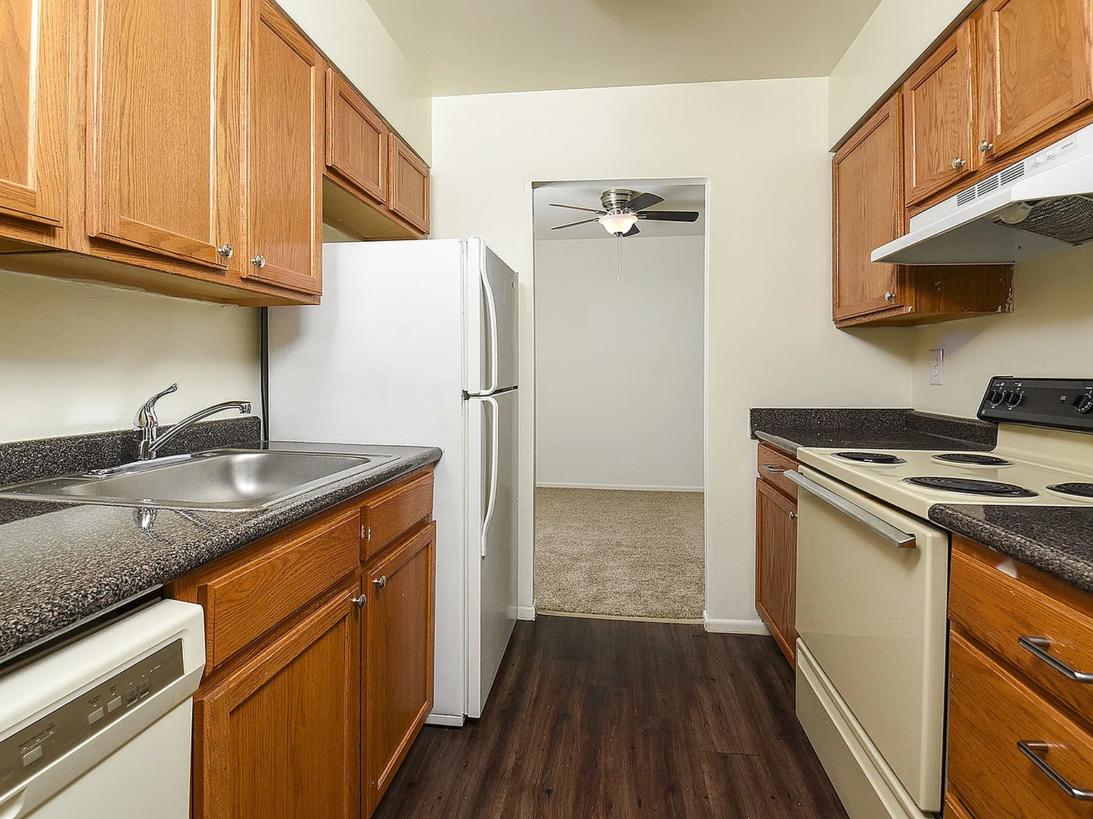 Paoli Place South Valley Townhomes — Photo 4