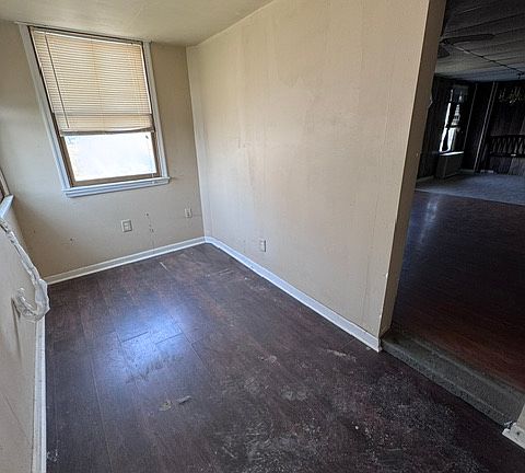2nd image of 677 Bourbon St