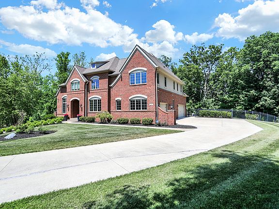 3rd image of 15843 Shining Spring Dr