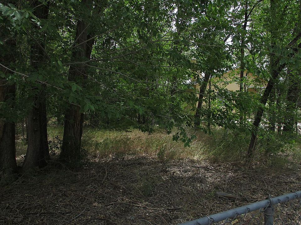 2nd image of 712 N Wall Ave