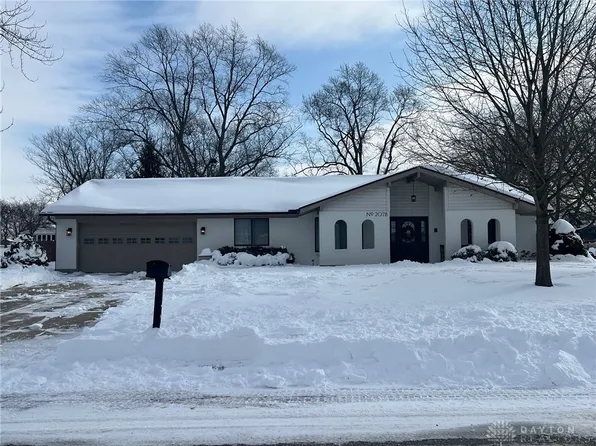 2078 Northern Dr, Dayton, OH 45431