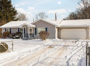 13781 S Bayview Dr, Traverse City, MI 49684