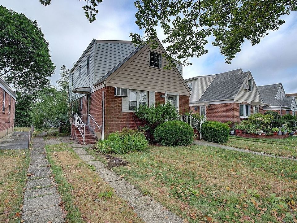 1st image of 81-20 249th St