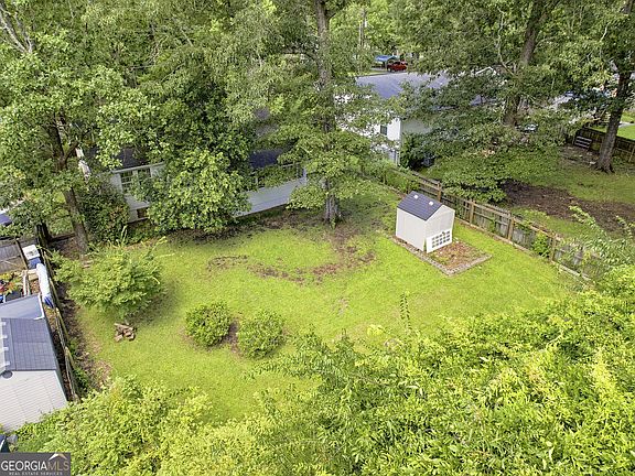 5th image of 608 Briarwood Cir NW