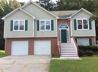 2891 Stone Creek Dr, Rex, GA 30273