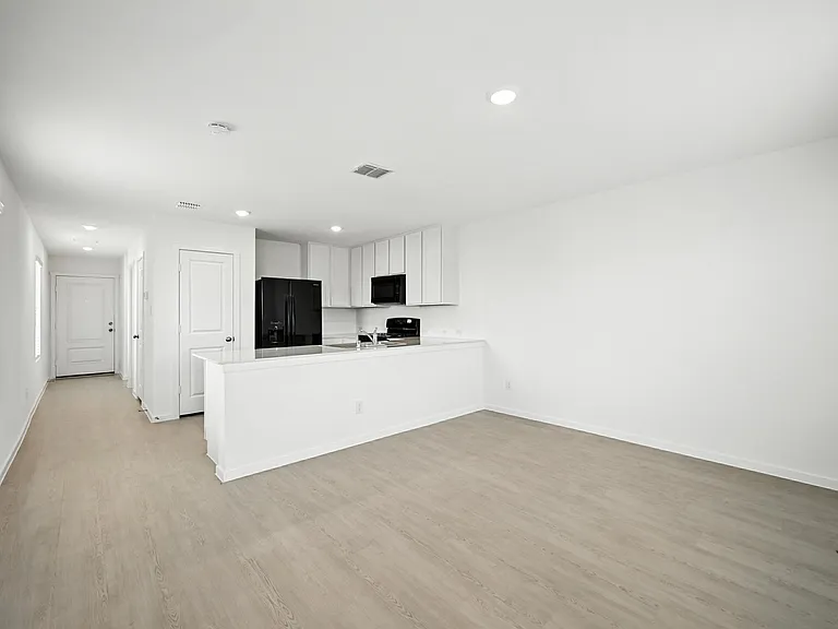 12120 Morgan St — Photo 8