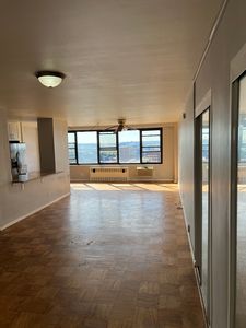 10 Huron Ave, Jersey City, NJ, 07306