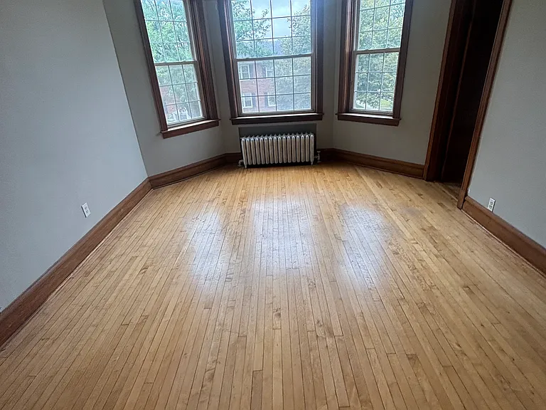 3403 Maple Ave #2 — Photo 8