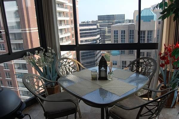 Glass Encased Sun Room Patio
