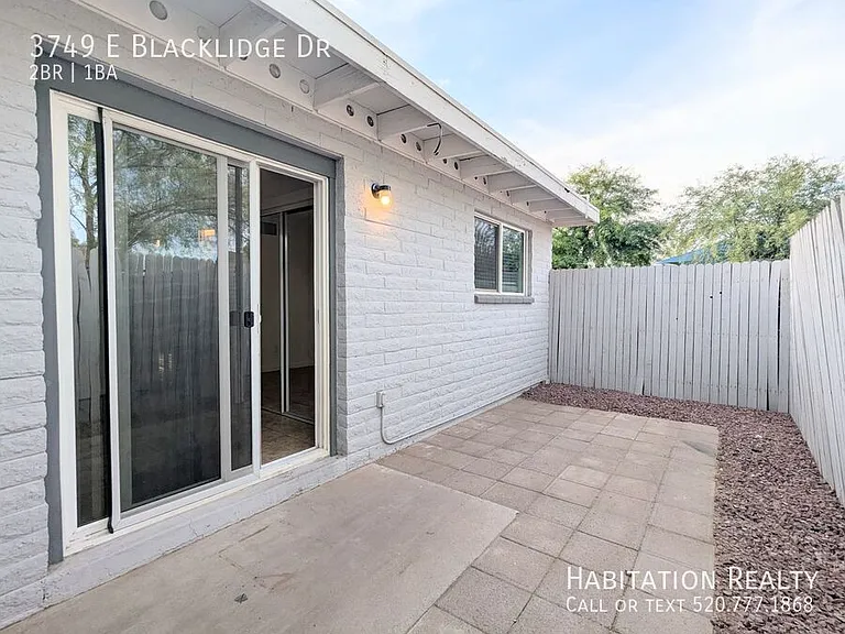 3749 E Blacklidge Dr — Photo 10