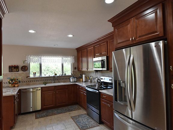 5th image of 2506 E Sauk Ct