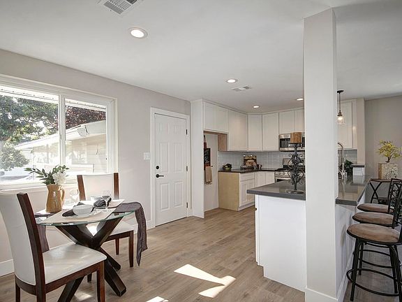 2nd image of 411 Wales Dr