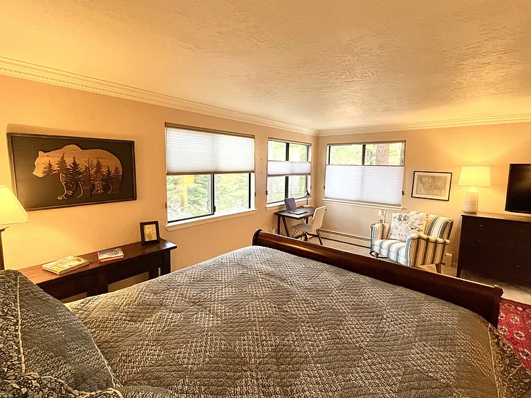 114 Angora Ct #B — Photo 11