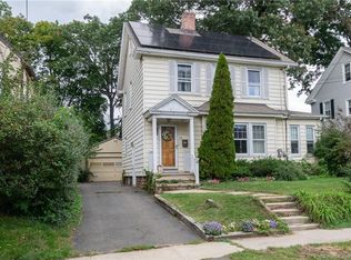 35 Wood St, Hamden, CT 06517
