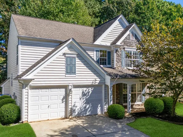 18832 Victoria Bay Dr, Cornelius, NC 28031