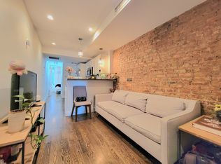 209 E 5th St APT 4, New York, NY