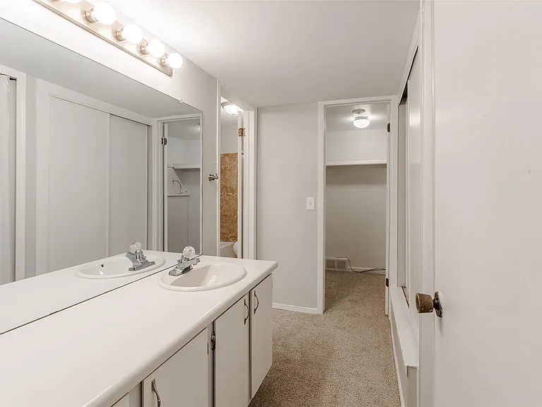 8385 Pontiac Lake Rd #14 — Photo 16