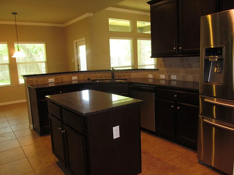 2515 Twin Ridge Ct — Photo 6