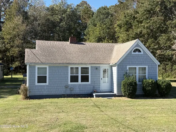 7864 Caratoke Highway, Powells Point, NC 27966