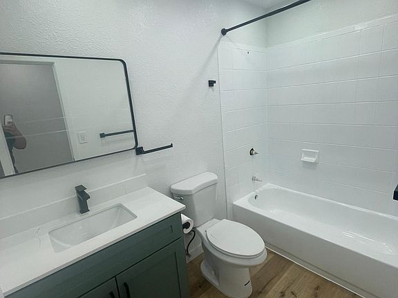 4th image of 4600 Fisher St