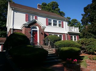 749 W Roxbury Pkwy, West Roxbury, MA 02132