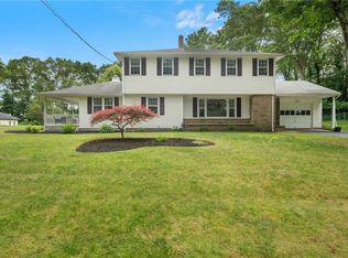 15 Bestwick Trl, Coventry, RI 02816