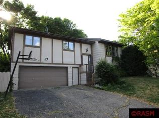 1624 Aspen Dr, Saint Peter, MN 56082