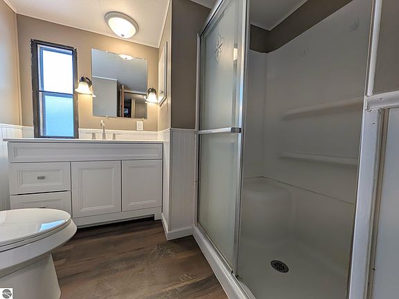 5th image of 5215 Bertshire Dr