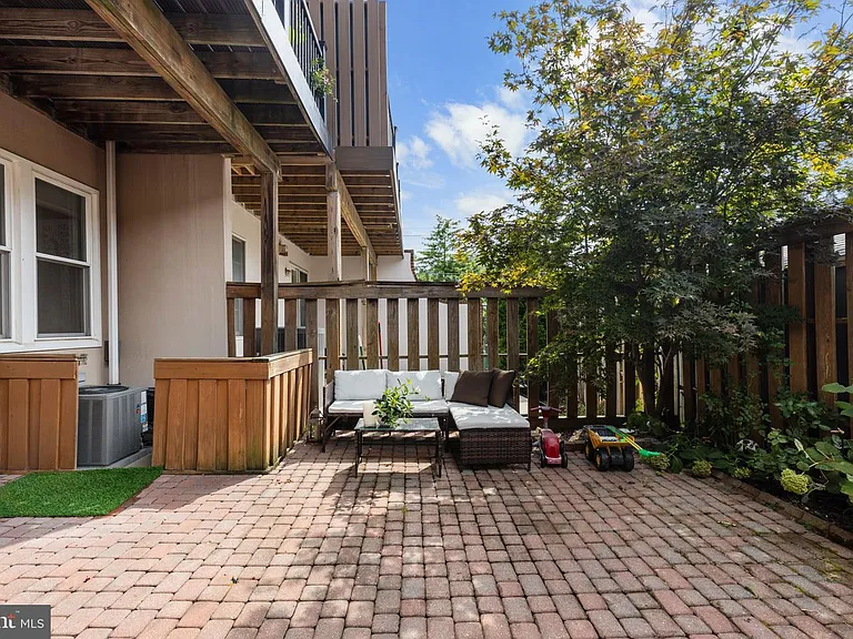 3244 S Smedley St — Photo 34