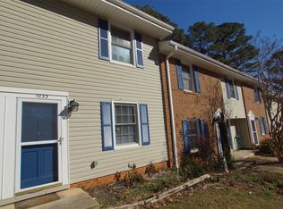 1033 Nottingham Ct, Cary, NC 27511